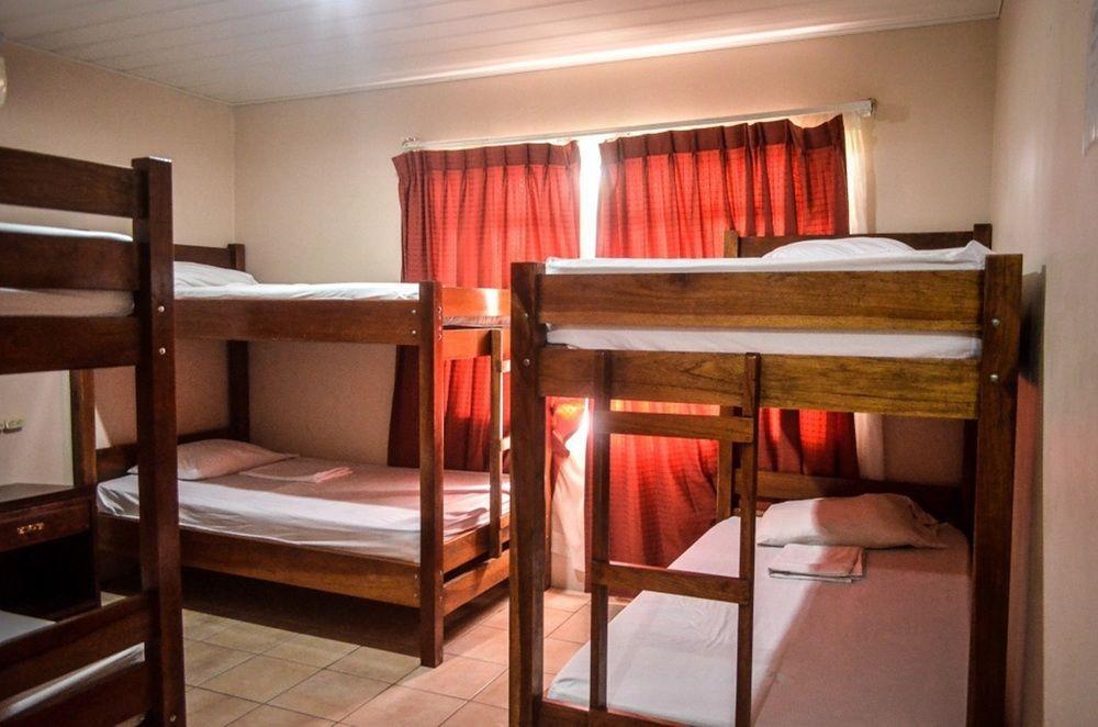 Hotel La Choza Inn La Fortuna Екстериор снимка